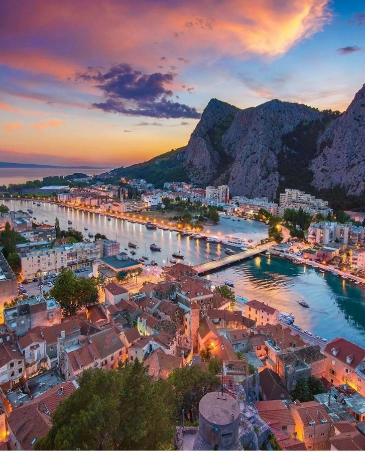 Apartments Kadenca Omiš Eksteriør bilde