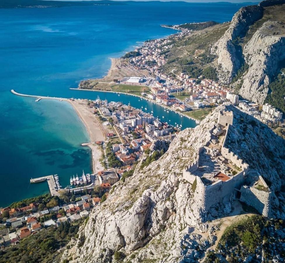 Apartments Kadenca Omiš Eksteriør bilde