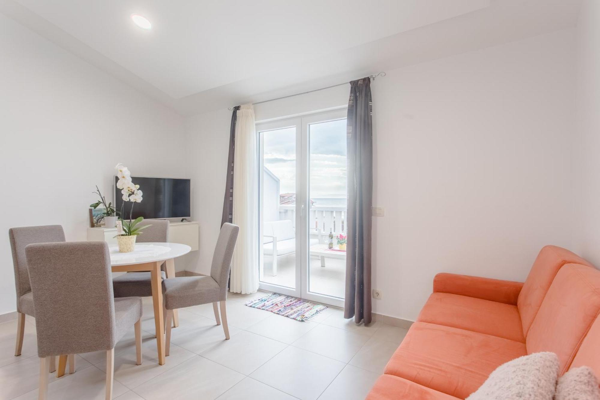 Apartments Kadenca Omiš Rom bilde