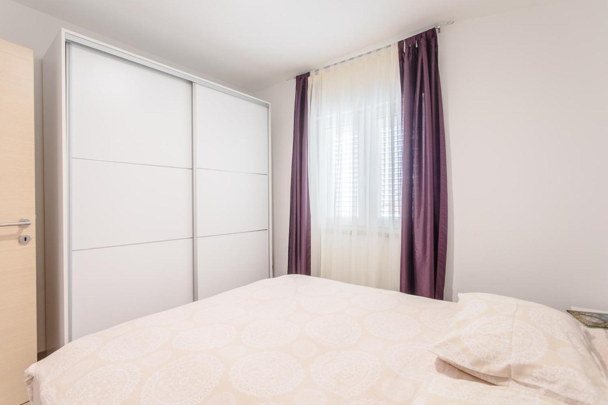 Apartments Kadenca Omiš Rom bilde